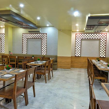 Bayan Elegance Hotel Jaipur Exterior photo