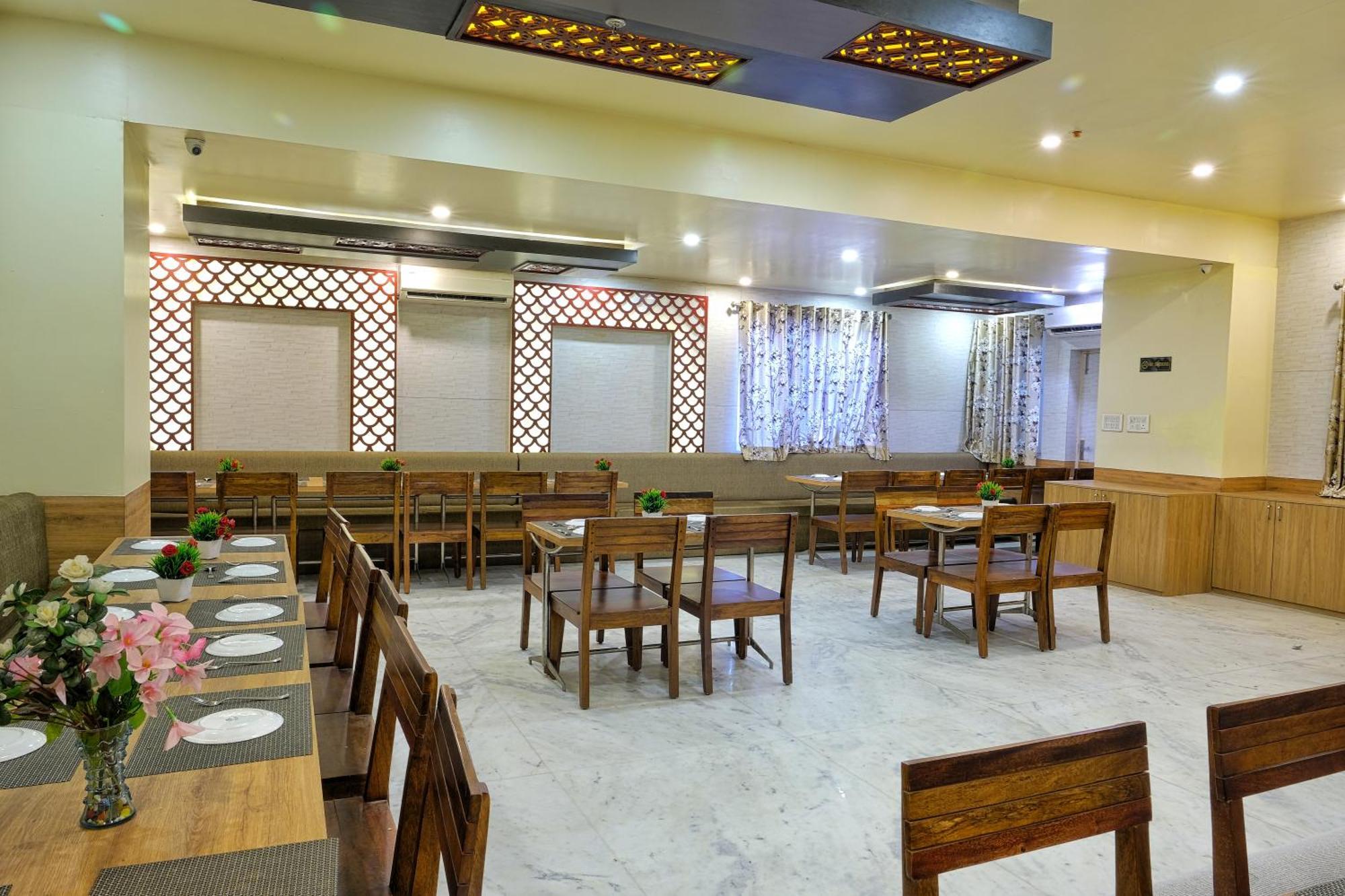 Bayan Elegance Hotel Jaipur Exterior photo